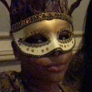 Meet your Posher, Lolita